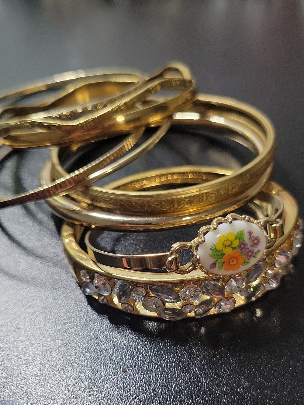 Women's bracelet lot